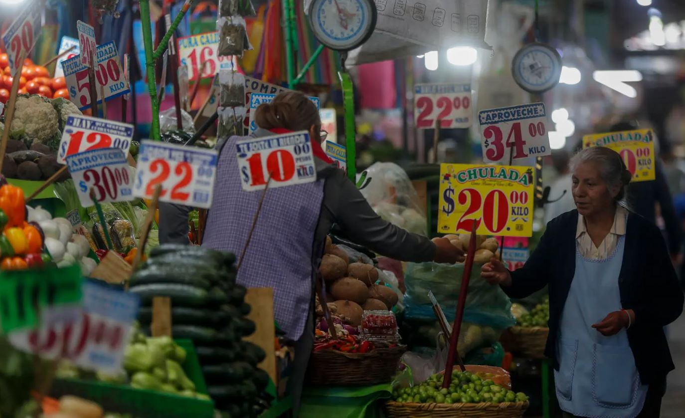 Inflación en México subió en noviembre a 4.32%