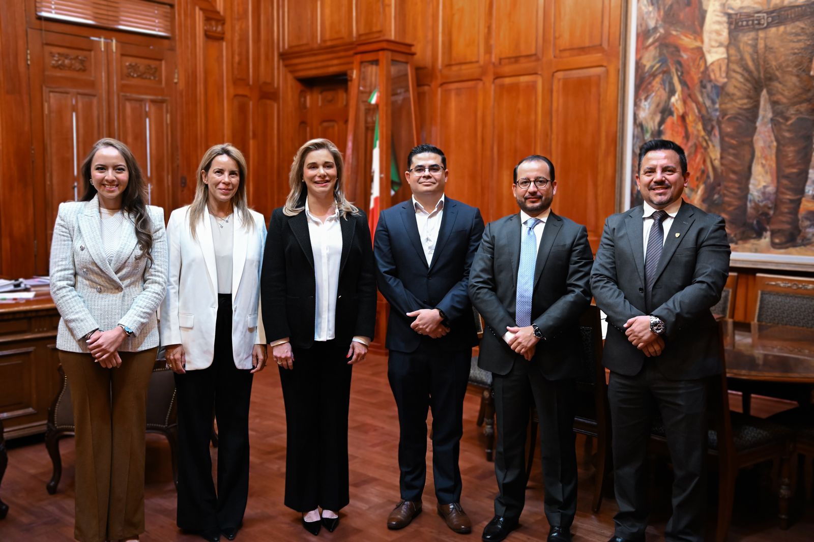 Anuncia Maru Campos cambios en su gabinete